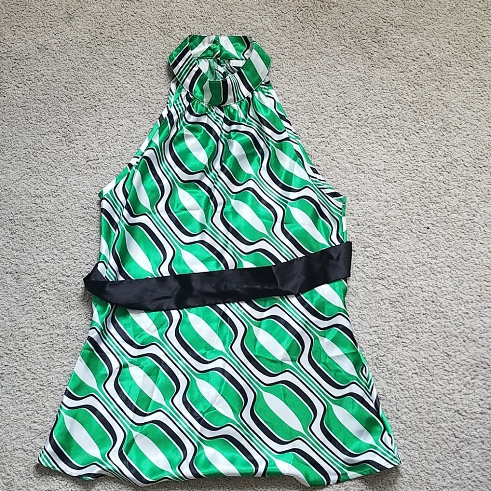 Boggs green with black sash sleeveless shi…